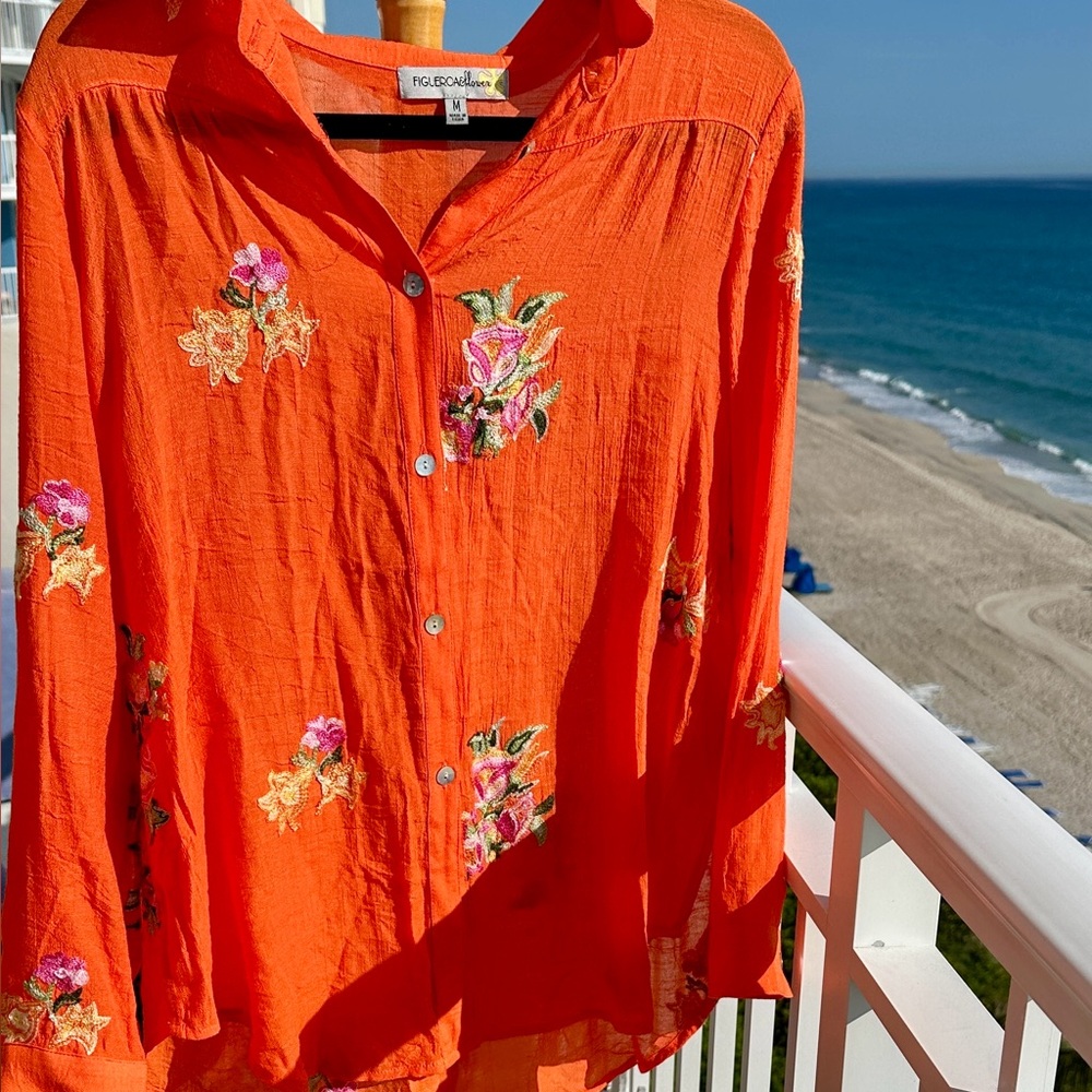 Figueroae & Flower a beautiful color of Orange Floral embroidery Button Down